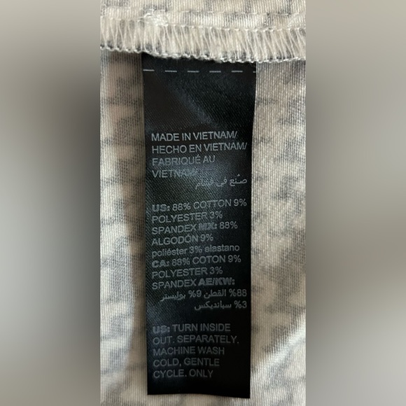 White House Black House Black, White, and Red Plaid Moto Jacket, Size 6 - Picture 13 of 14